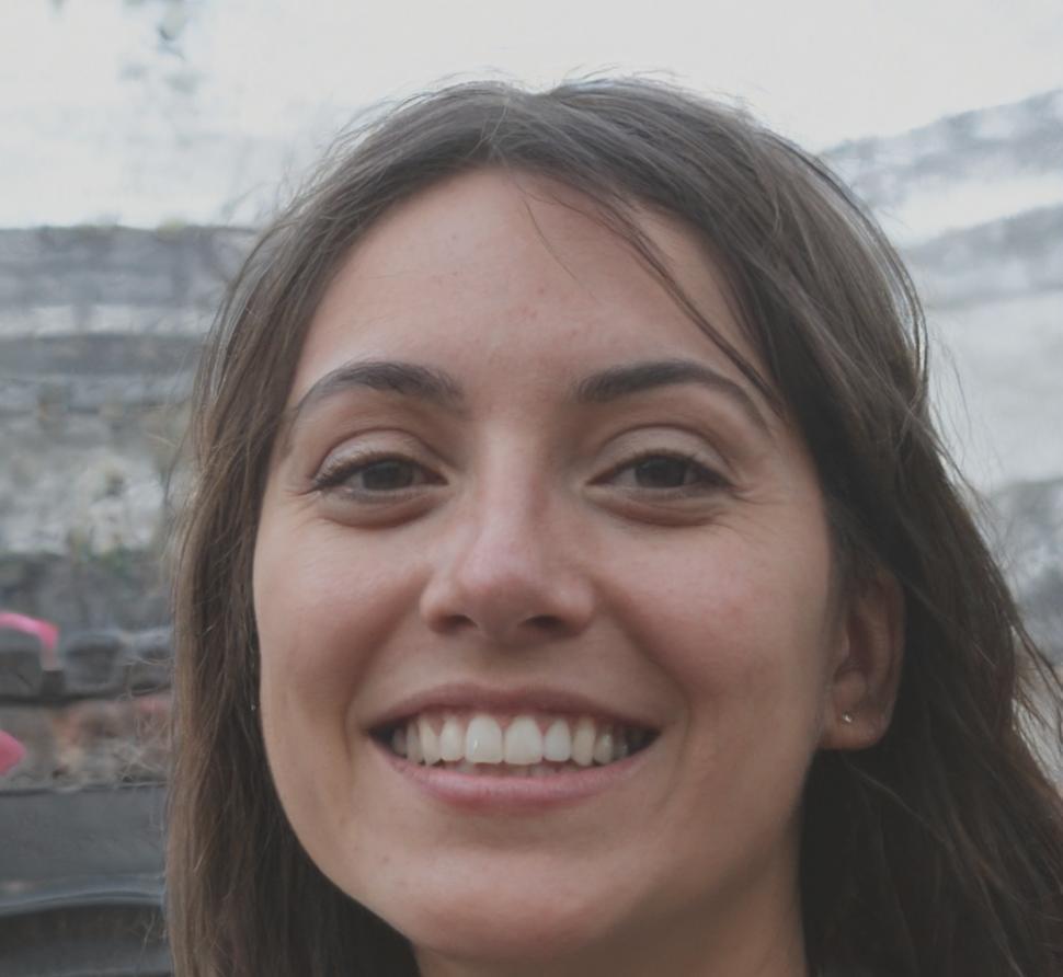 Portrait d'Albane Deschamps, formatrice en analyse financière